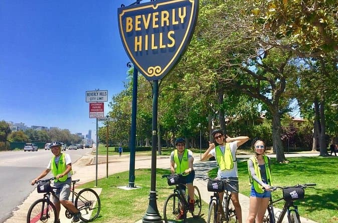 Beverly Hills E-Bike Tour: Movie Star Homes and Rodeo Drive