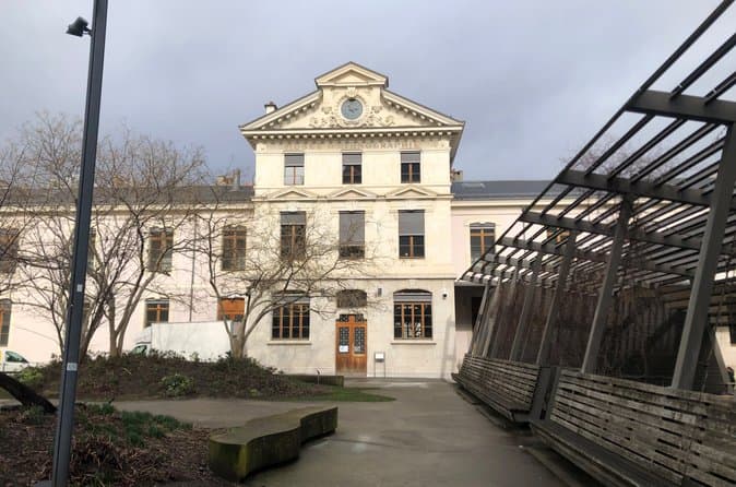 Geneva Jonction Ethnography Museum and Old Town By E-Bike