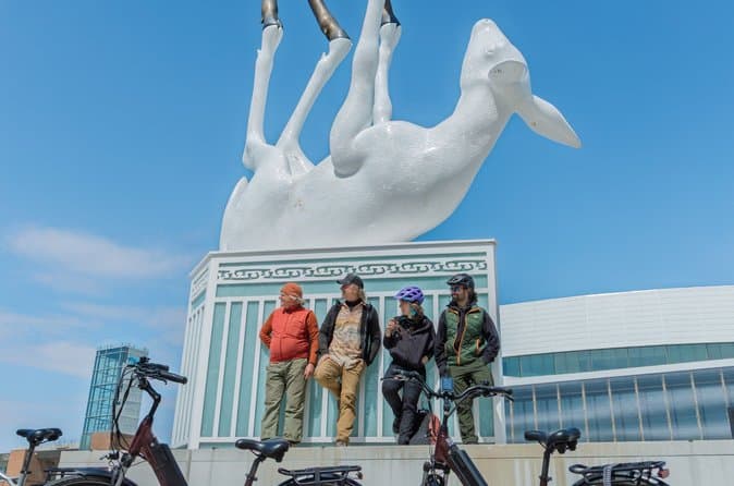 Quebec City: E-Bike Tour to Grand Marché Local Life & Food Scene