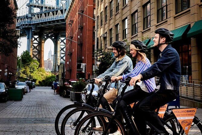 Brooklyn Bridge, DUMBO and Downtown Manhattan Guided Bike Tour