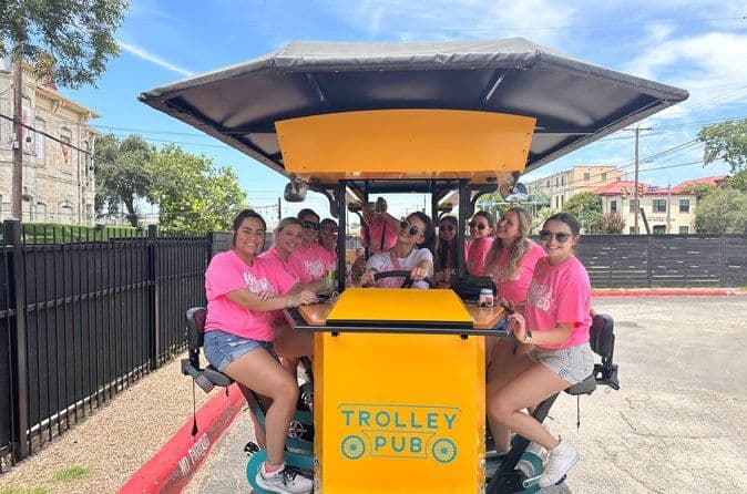 San Antonio Private Party Bike Pub Crawl Tour Up to 30