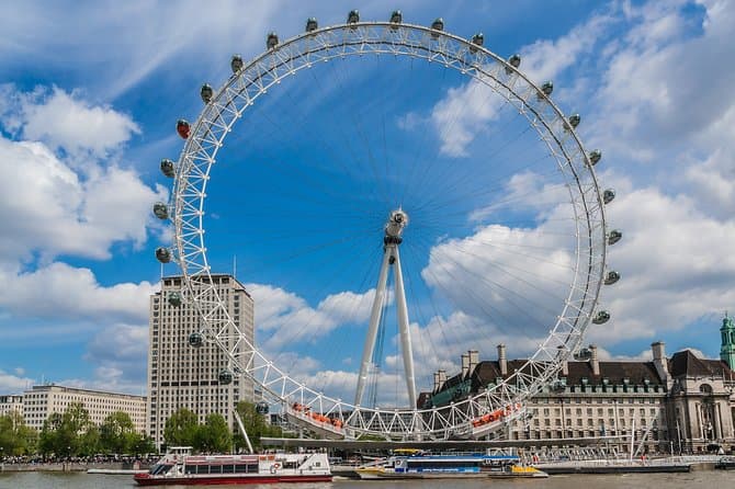 Private Tour: Black Taxi Tour of London