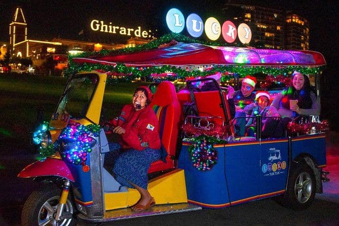Private San Francisco Holiday Lights Tour - Lucky Tuk Tuk (max 6)